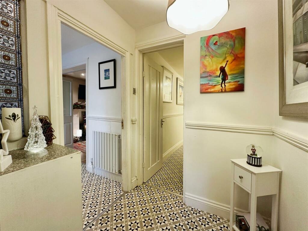 Additional property image - Binswood Street, Leamington Spa