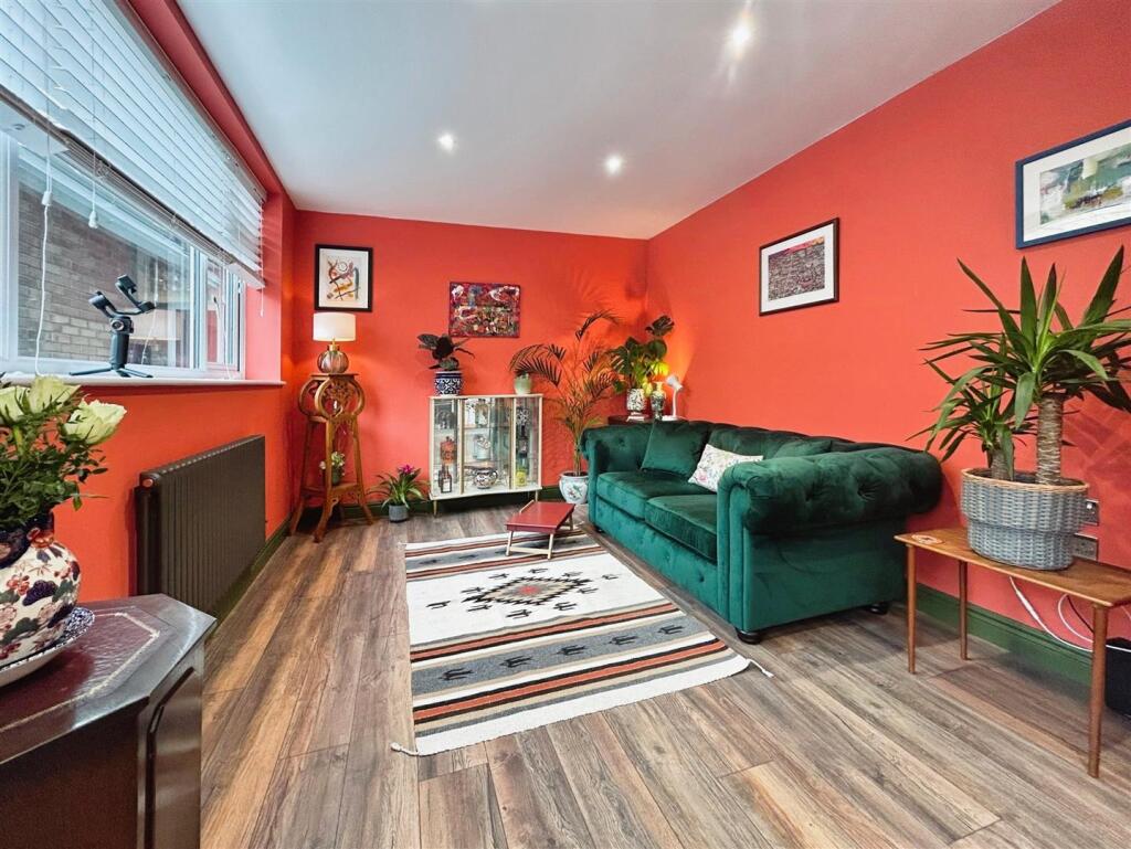 Additional property image - Clarendon Street, Leamington Spa
