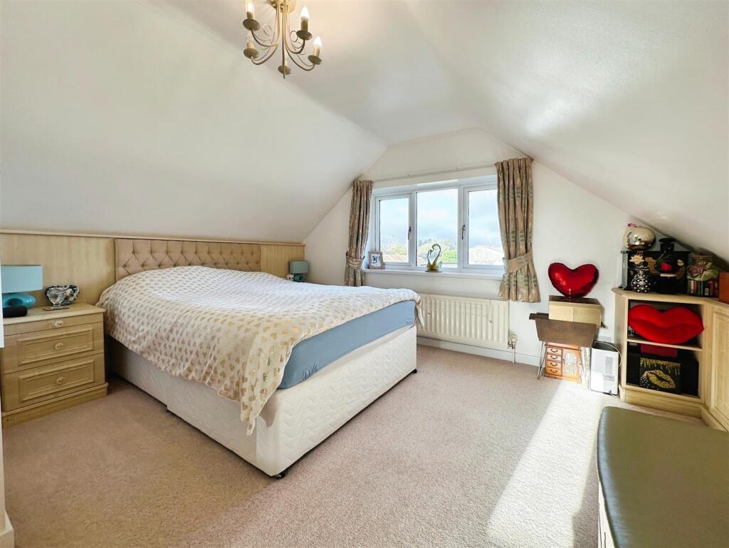 Additional property image - Harbury, Leamington Spa