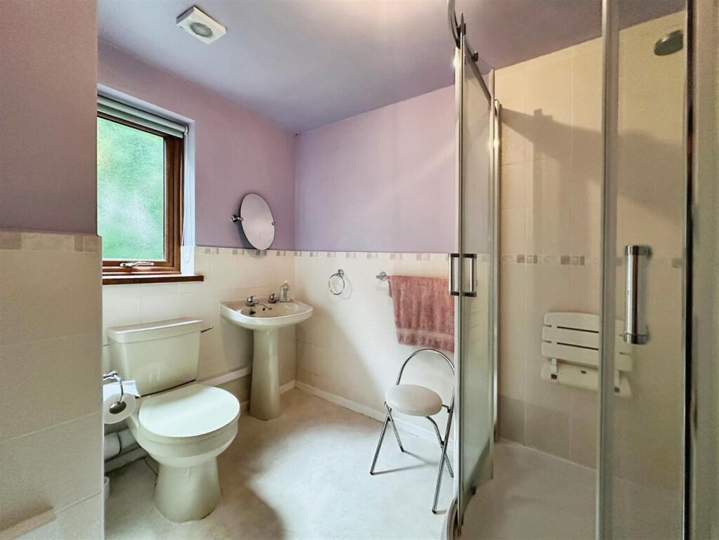 Additional property image - Harbury, Leamington Spa