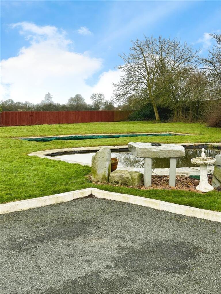 Additional property image - Harbury, Leamington Spa