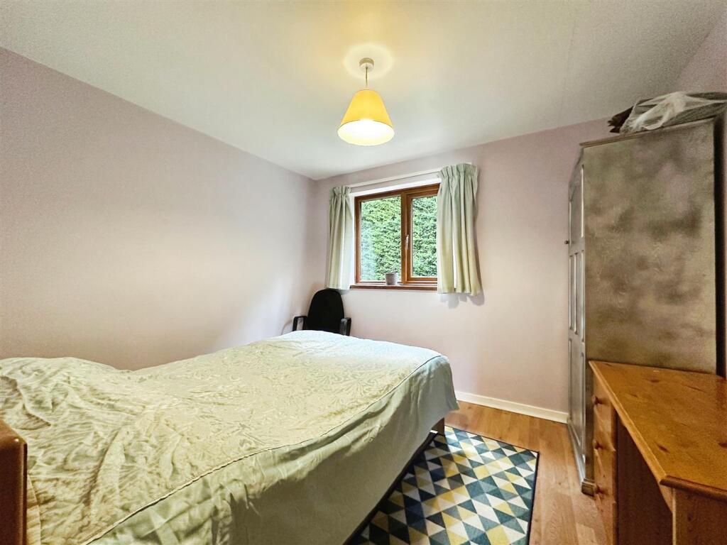 Additional property image - Harbury, Leamington Spa