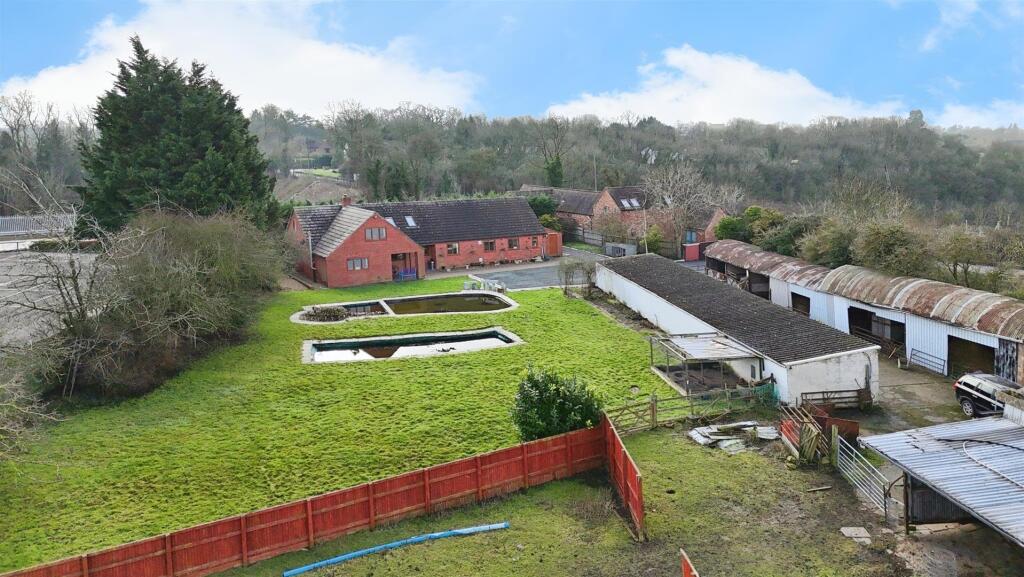 Additional property image - Harbury, Leamington Spa
