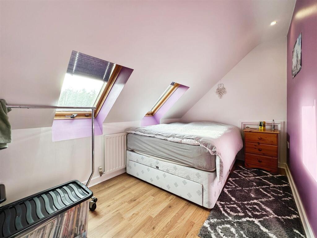 Additional property image - Harbury, Leamington Spa