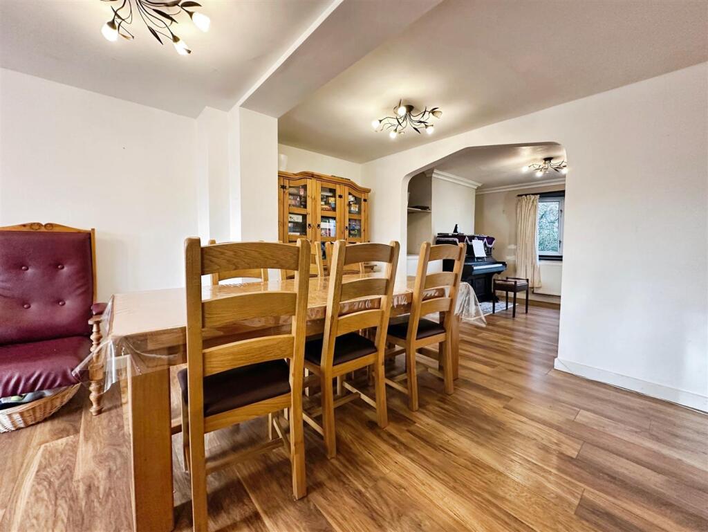 Additional property image - Manor Road, Harbury, Leamington Spa
