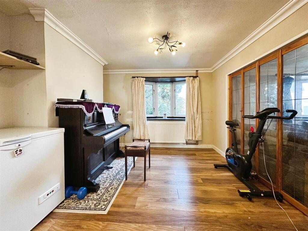 Additional property image - Manor Road, Harbury, Leamington Spa