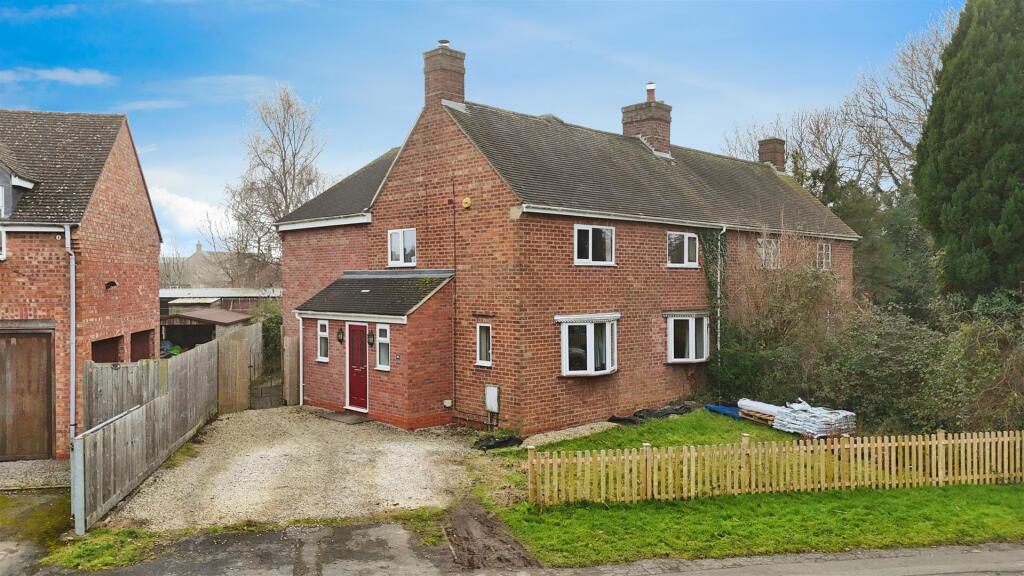 Additional property image - Manor Road, Harbury, Leamington Spa