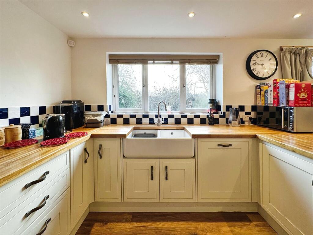 Additional property image - Manor Road, Harbury, Leamington Spa