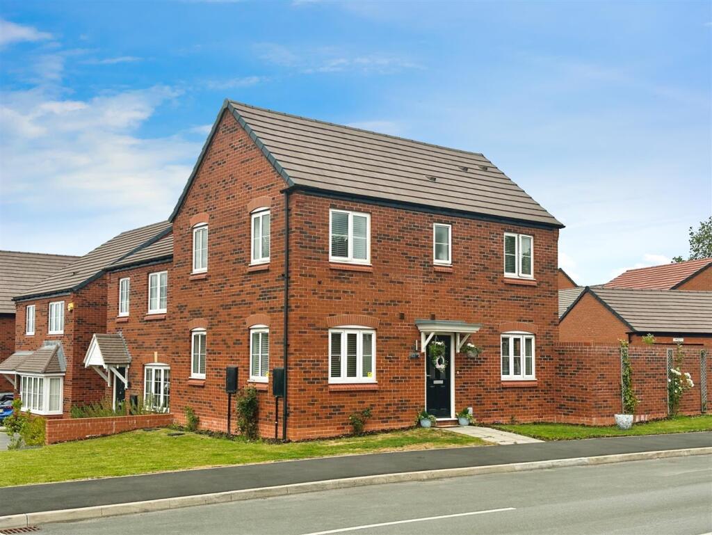 Main image of property: Roman Way, Cubbington, Leamington Spa