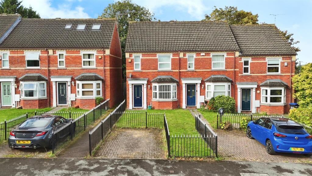 Main image of property: Chestnut Square, Lillington, Leamington Spa