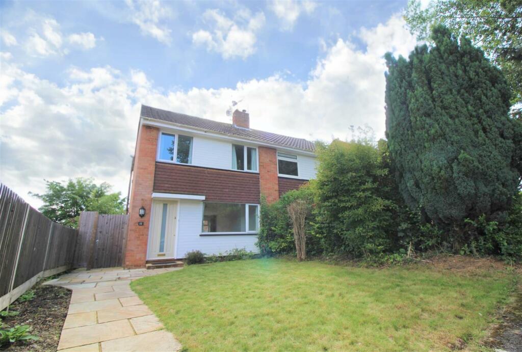 Main image of property: The Meadway, Sevenoaks