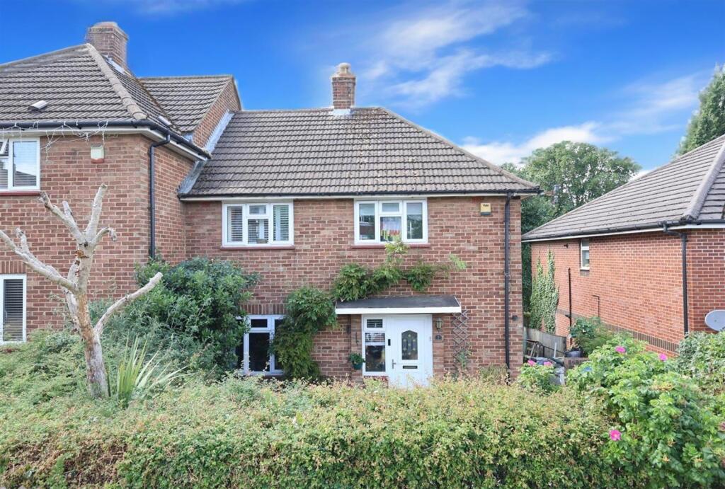 Main image of property: Greatness Lane, Sevenoaks