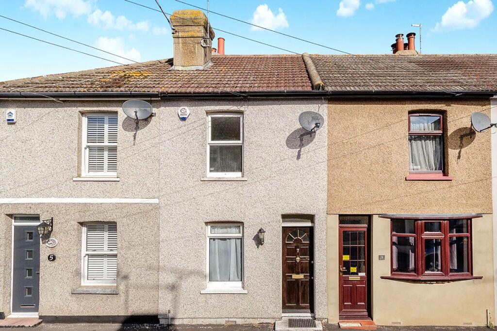Main image of property: Station Road, Meopham, Gravesend, Kent, DA13