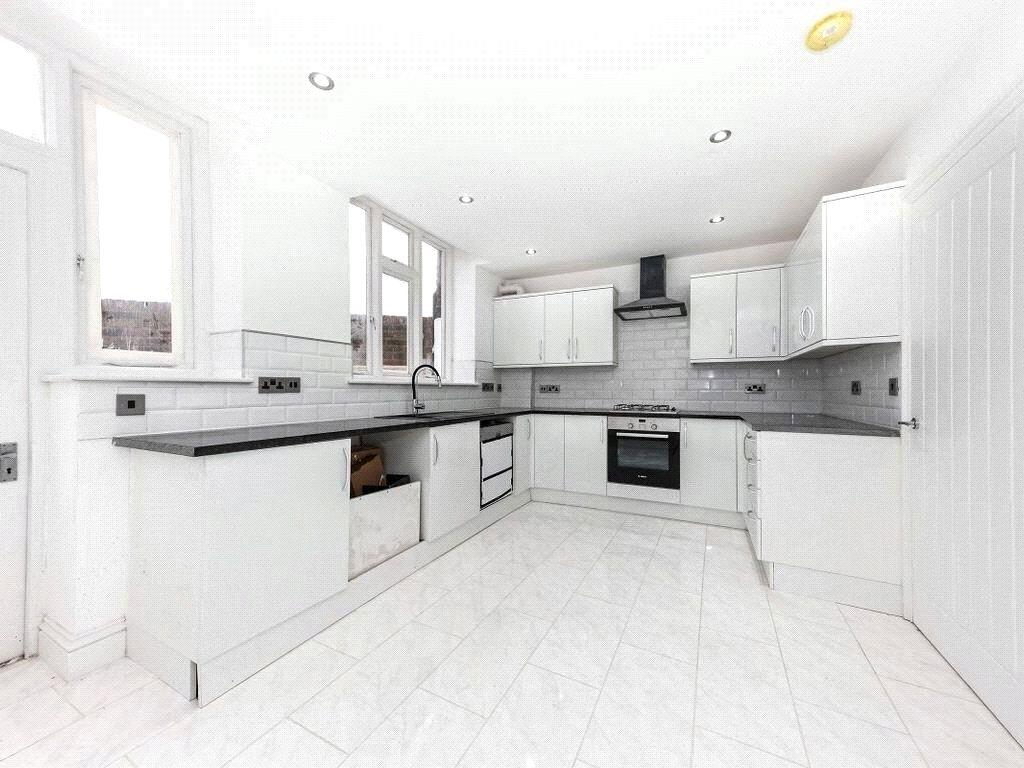 Main image of property: West Street, Faversham, Kent, ME13
