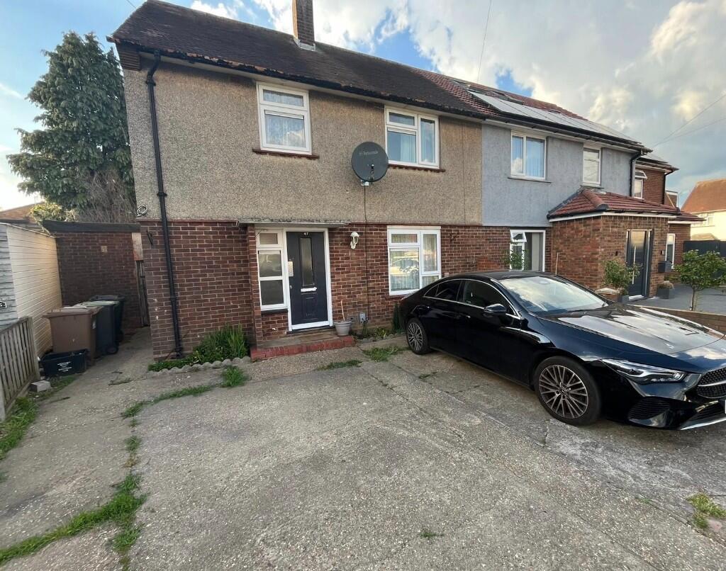 Main image of property: Northdrift Way, Luton, Bedfordshire, LU1