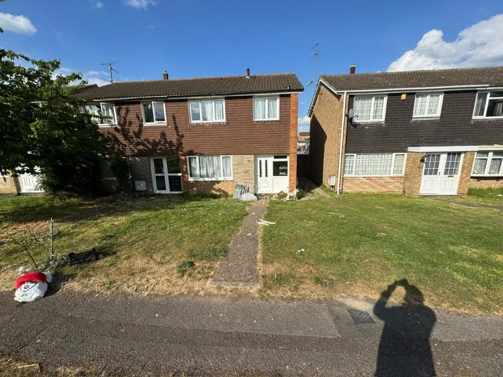 Main image of property: Julius Gardens, Luton, Bedfordshire, LU3