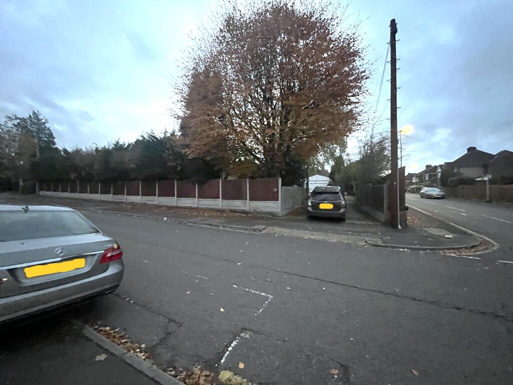 Main image of property: The Avenue, Luton, Bedfordshire, LU4