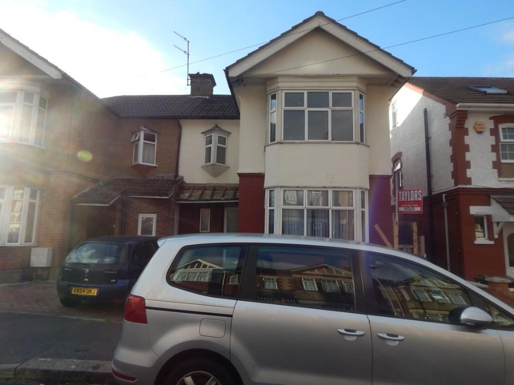 Main image of property: Mansfield Road, Luton, Bedfordshire, LU4