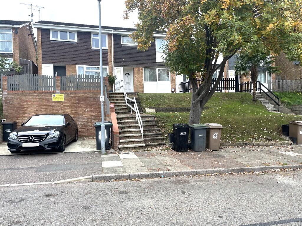Main image of property: Devon Road, Luton, Bedfordshire, LU2