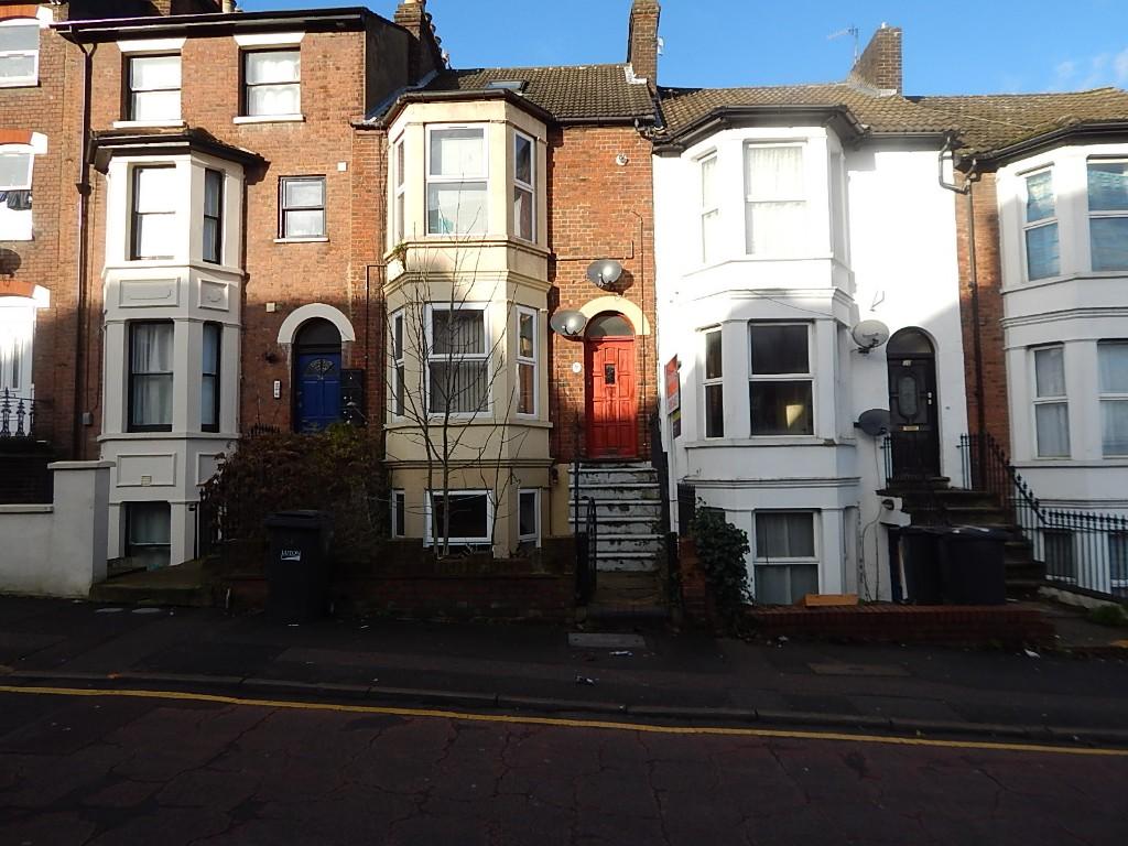 Main image of property: Rothesay Road, Luton, Bedfordshire, LU1