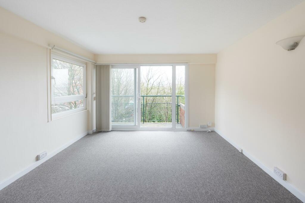 Studio flat for rent in Park Row, City Centre, BS1