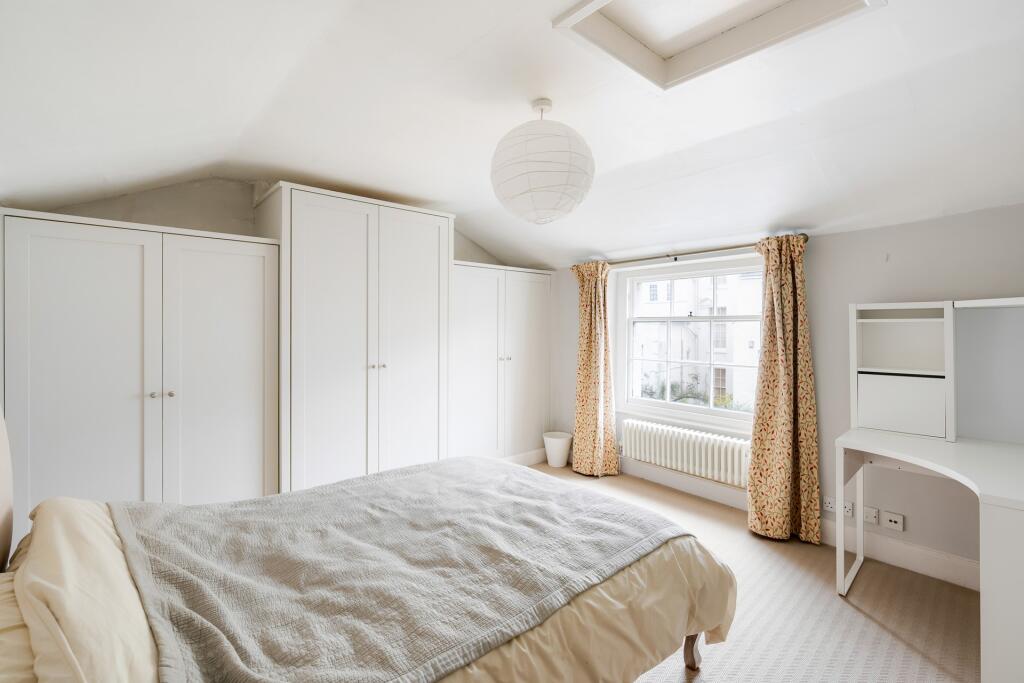 Additional property image - Westfield Place, Clifton, BS8