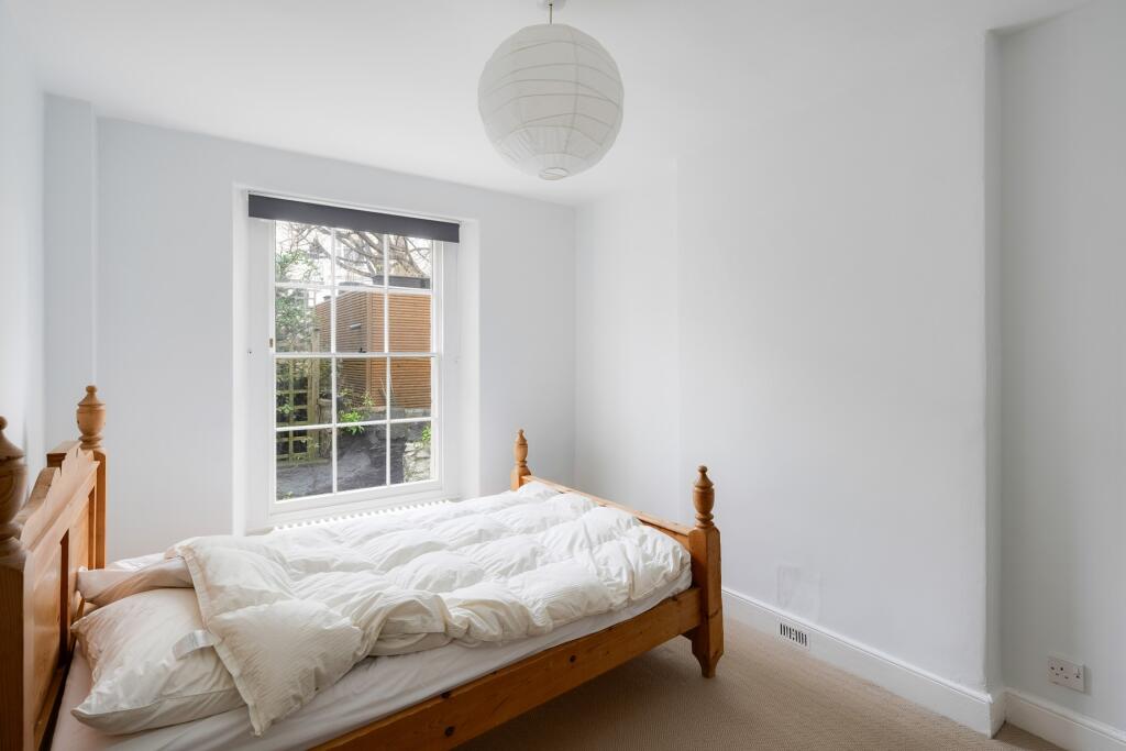 Additional property image - Westfield Place, Clifton, BS8
