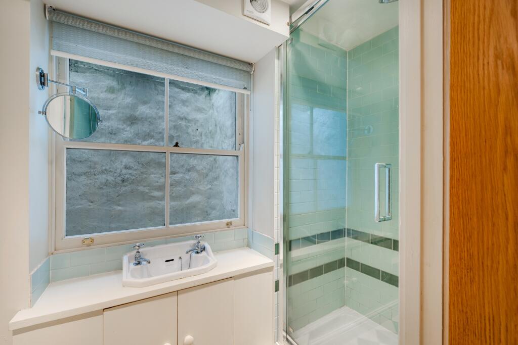 Additional property image - Westfield Place, Clifton, BS8