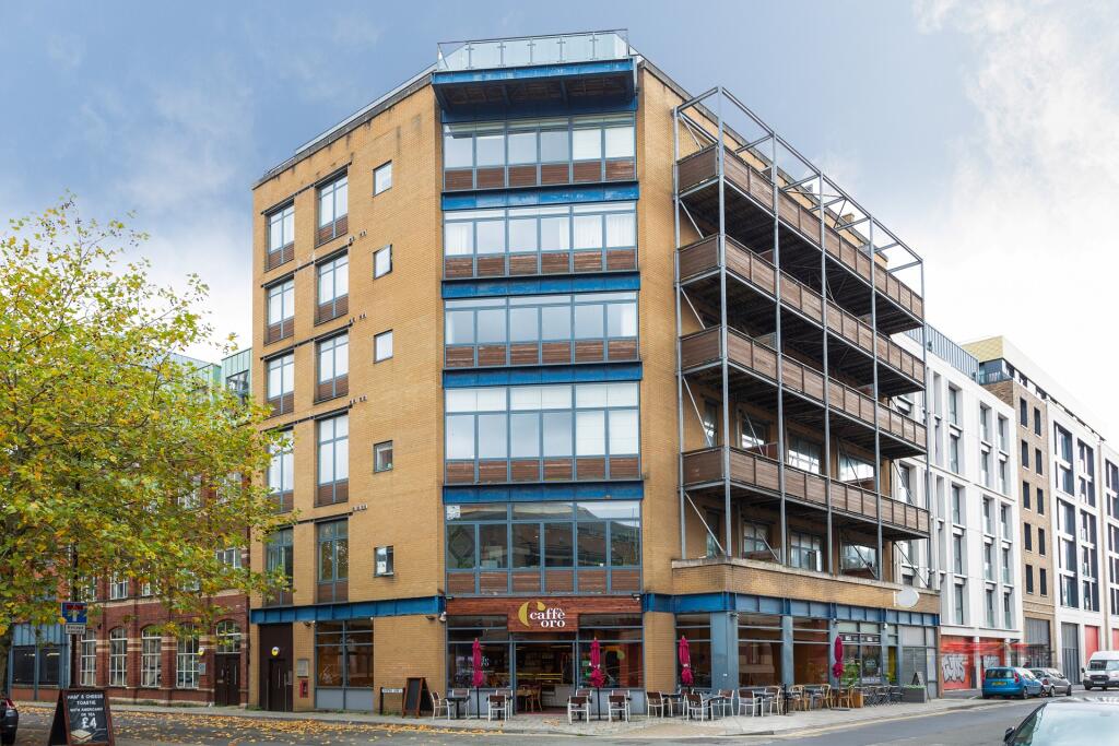 Main image of property: Thomas Lane Apartments, City Centre