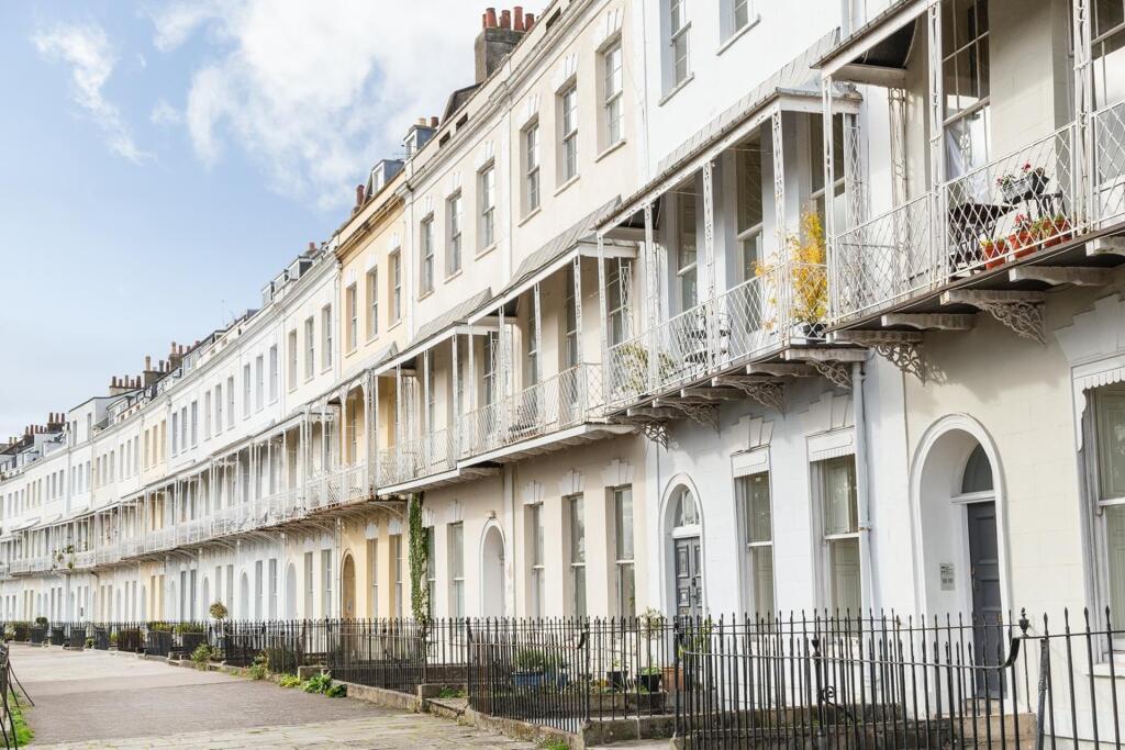 Main image of property: Flat , Royal York Crescent, BS8