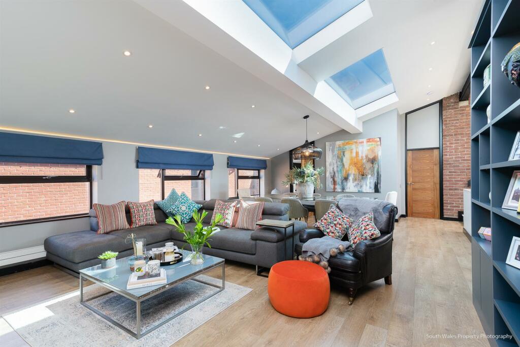 Additional property image - The Old Orchard, 7 Merevale, Dinas Powys, CF64 4HS