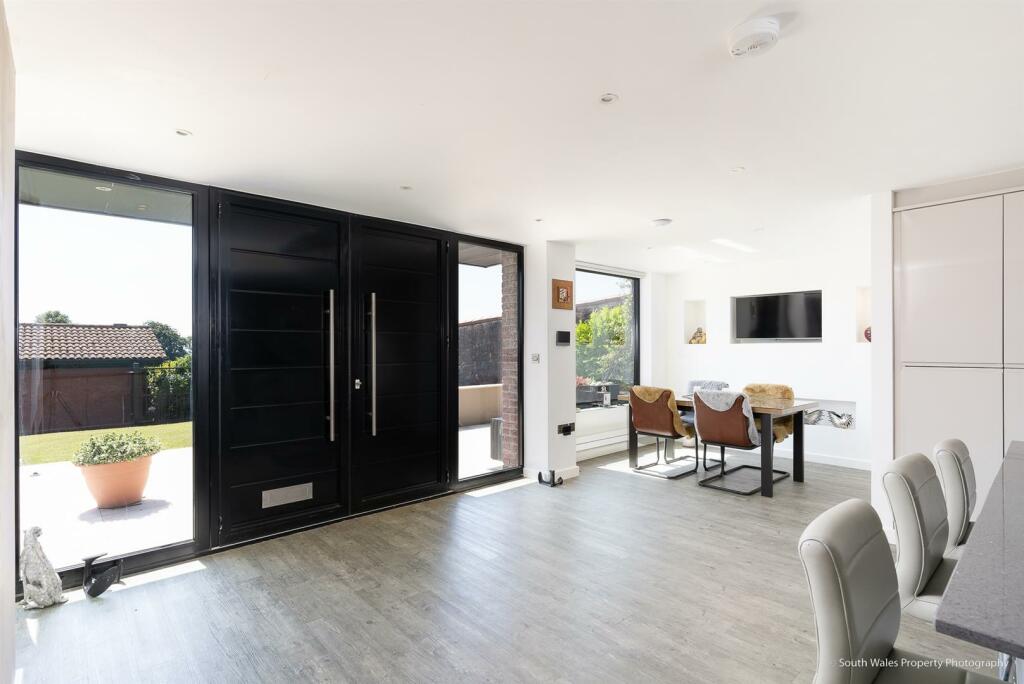 Additional property image - The Old Orchard, 7 Merevale, Dinas Powys, CF64 4HS