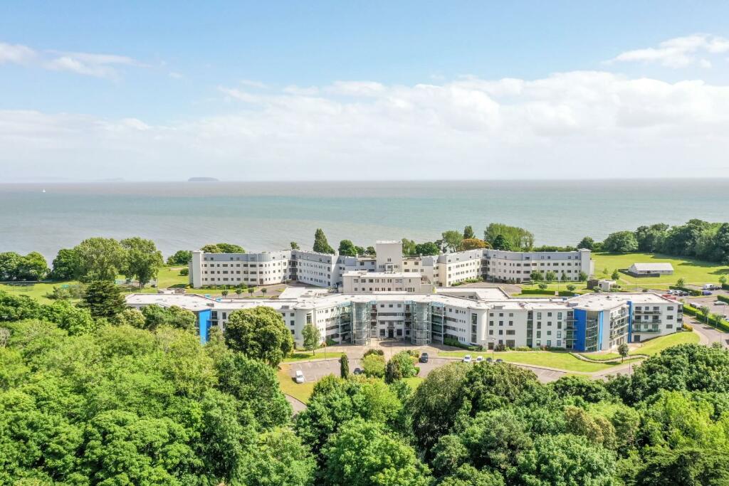2 bedroom apartment for sale in 106 Courtlands, Hayes Point, Sully, CF64 5QG, CF64
