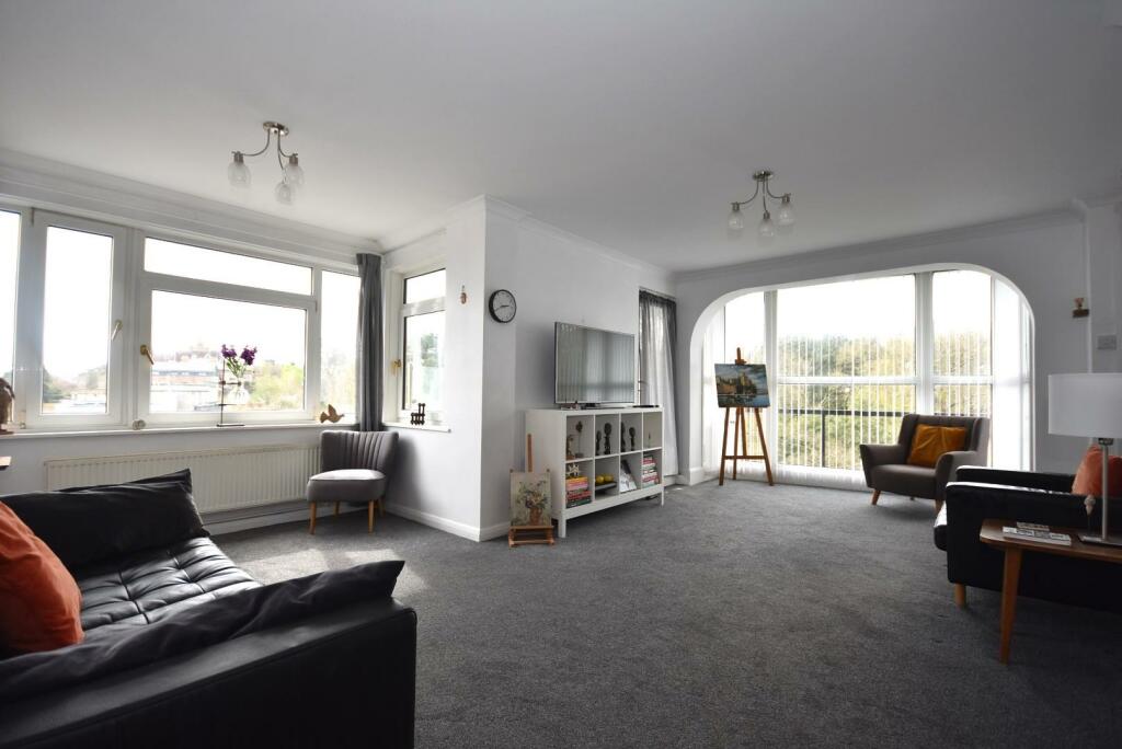 Additional property image - 54 Seabank, The Esplanade, Penarth, CF64 3AR