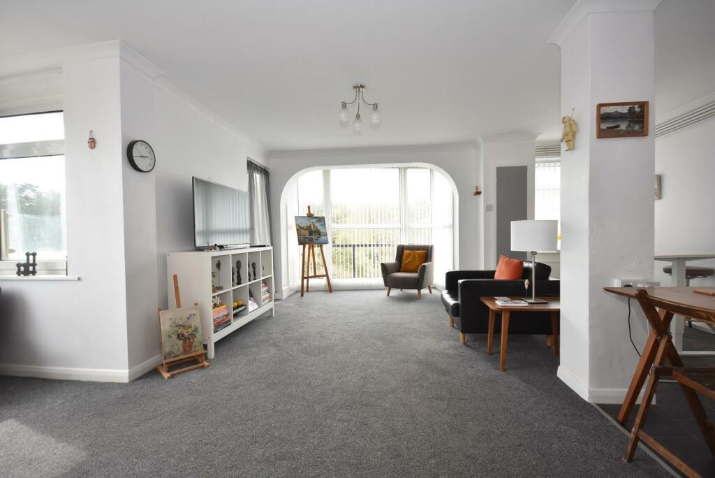 Additional property image - 54 Seabank, The Esplanade, Penarth, CF64 3AR