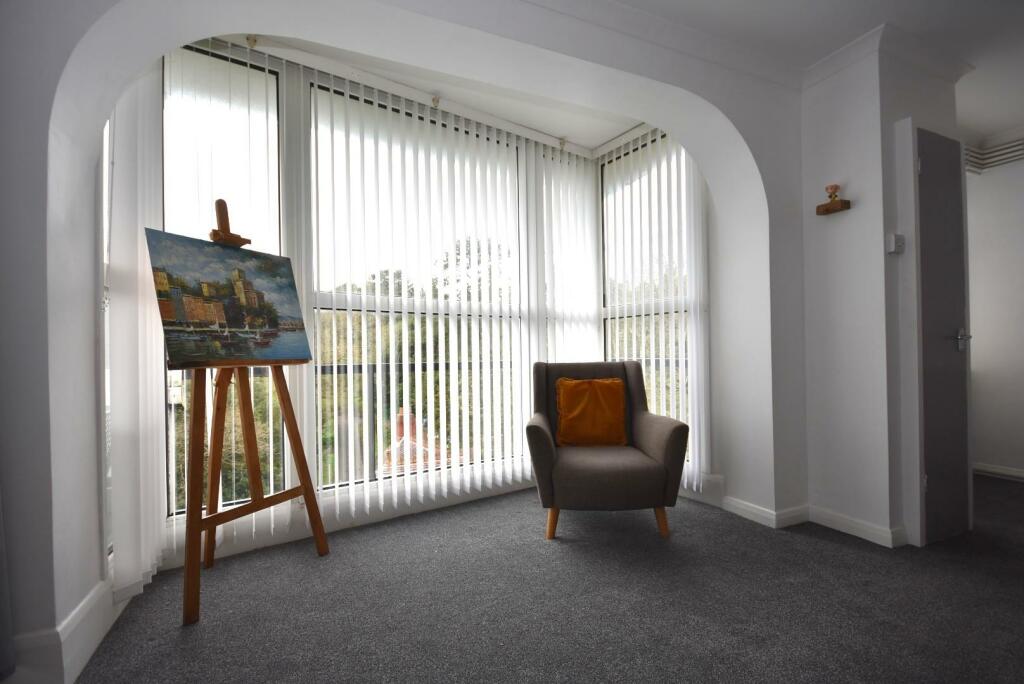 Additional property image - 54 Seabank, The Esplanade, Penarth, CF64 3AR