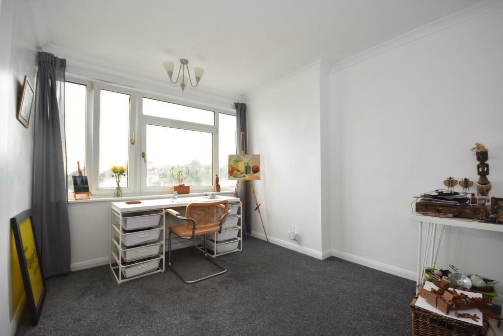 Additional property image - 54 Seabank, The Esplanade, Penarth, CF64 3AR