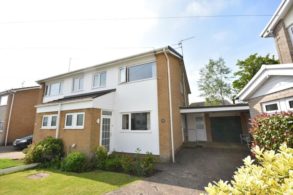 4 bedroom semidetached house for sale in 12 Millbrook Close, Dinas