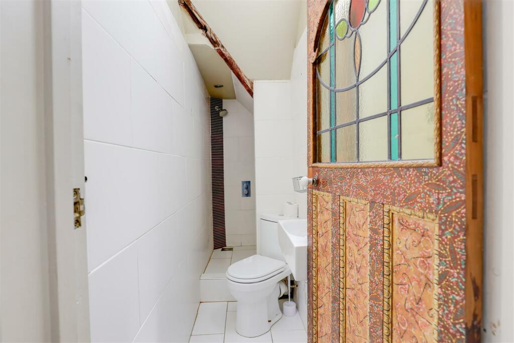 Additional property image - 1 St. Augustines Place, Penarth, CF64 1BJ