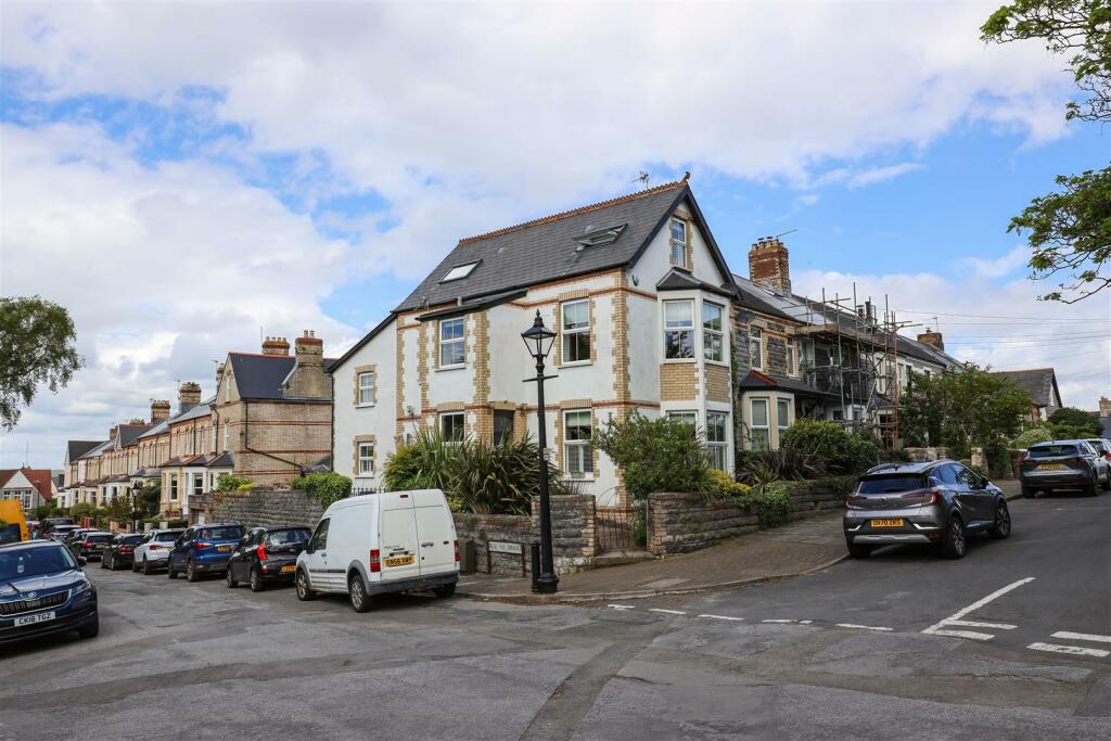 Additional property image - 1 St. Augustines Place, Penarth, CF64 1BJ