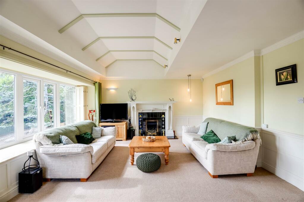 Additional property image - 2 Turnpike Close, Dinas Powys, CF64 4HT