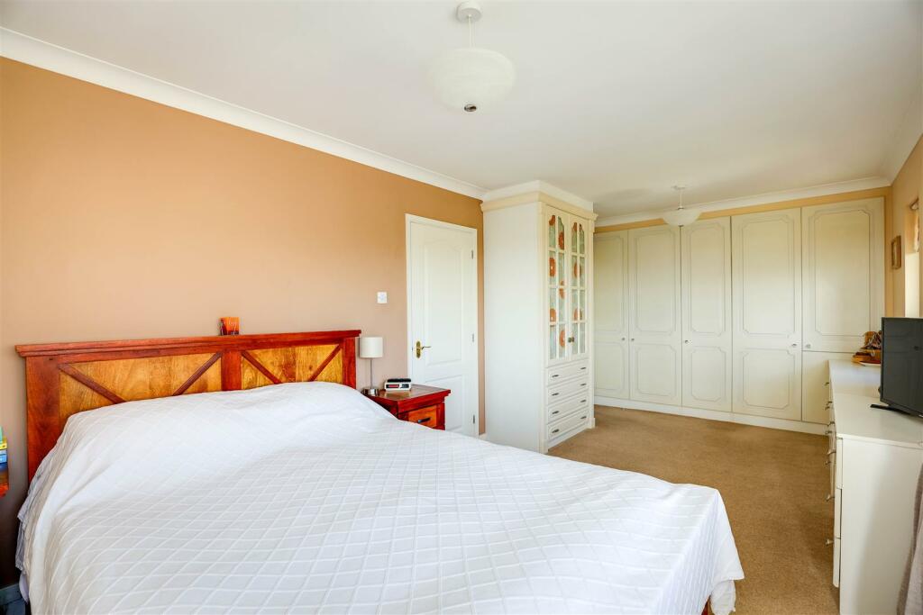 Additional property image - 2 Turnpike Close, Dinas Powys, CF64 4HT