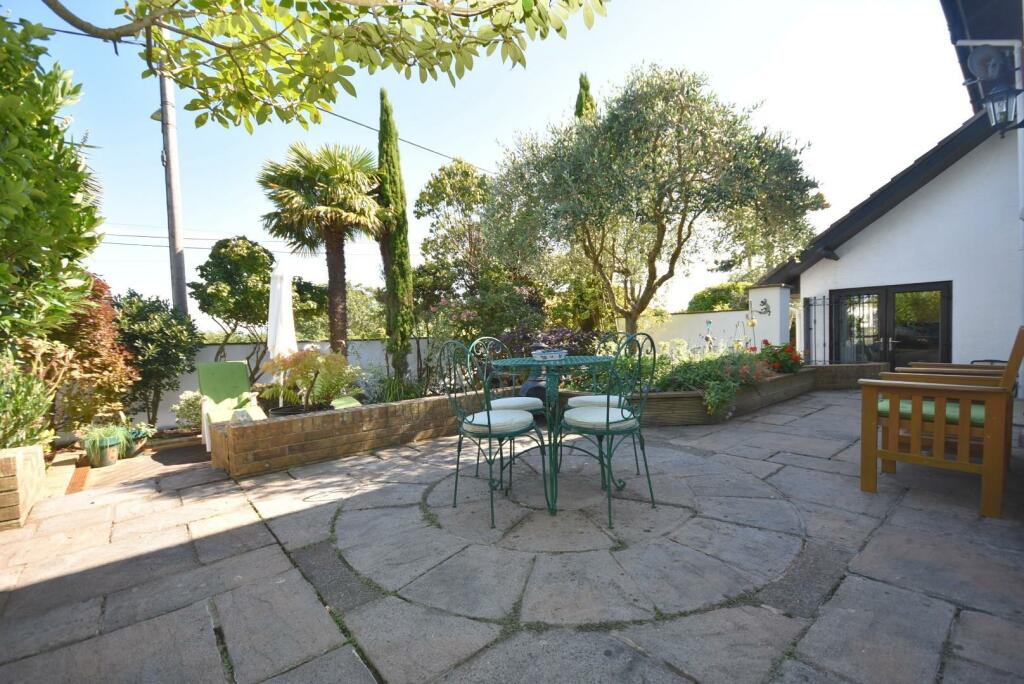 Additional property image - 2 Turnpike Close, Dinas Powys, CF64 4HT