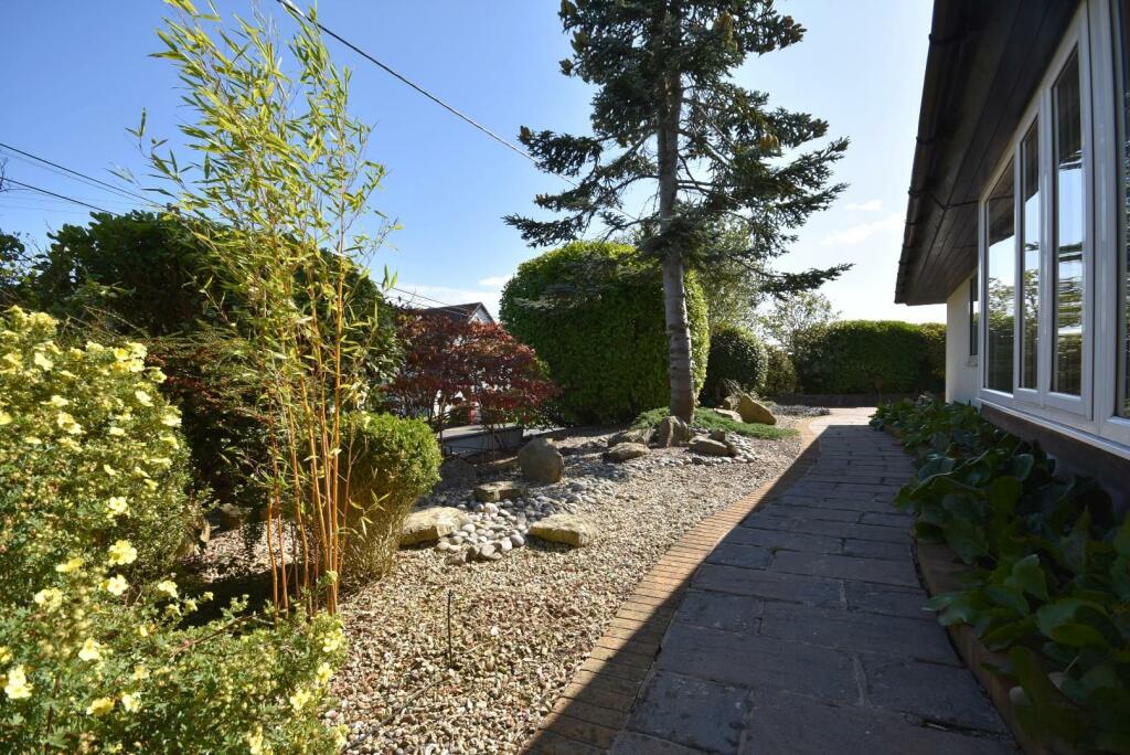 Additional property image - 2 Turnpike Close, Dinas Powys, CF64 4HT