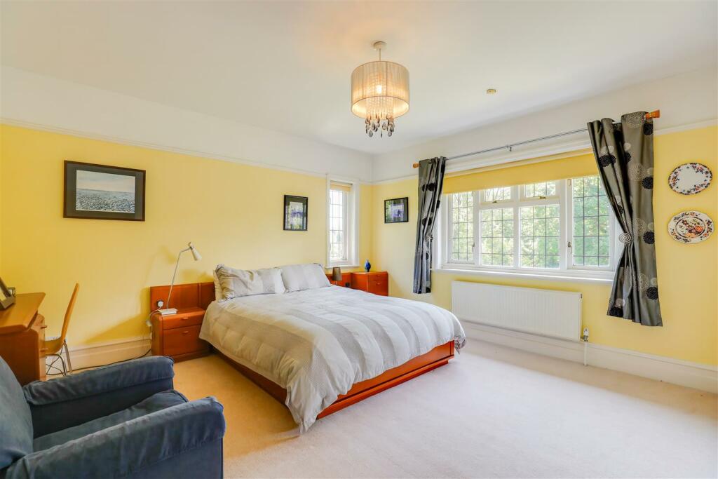 Additional property image - Trefnant, Dinas Powys, Vale Of Glamorgan, CF64 4HH