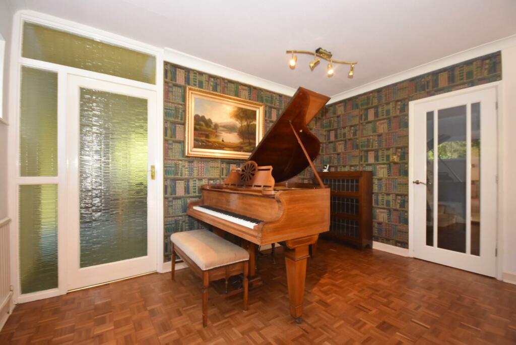 Additional property image - Conigree, Cross Common Road, Dinas Powys, CF64 4TQ