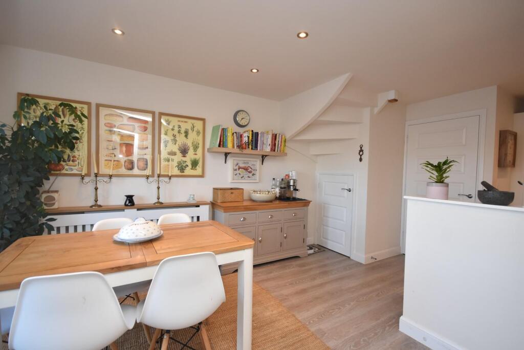 Additional property image - 47 Rhodfa Cambo, Barry, CF62 5BS
