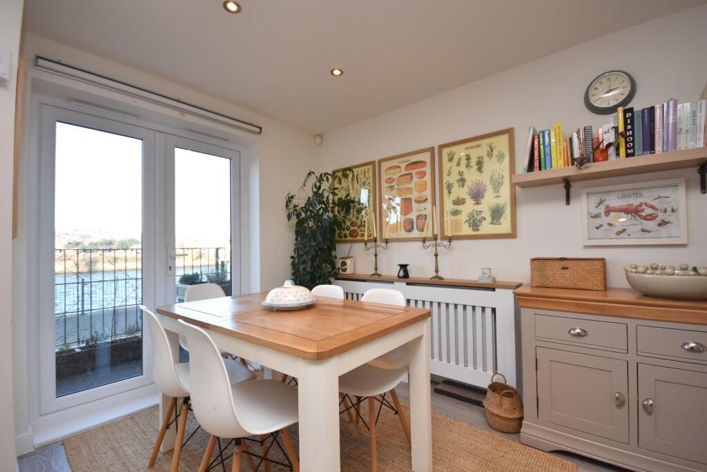 Additional property image - 47 Rhodfa Cambo, Barry, CF62 5BS