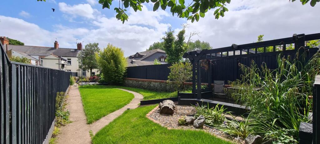 Main image of property: 1 Sunnybank, Dinas Powys, CF64 4LG