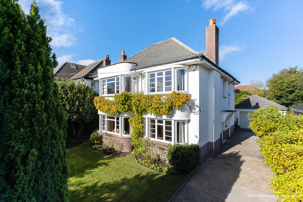 5 bedroom detached house for sale in Rostellan, 36 Forrest Road